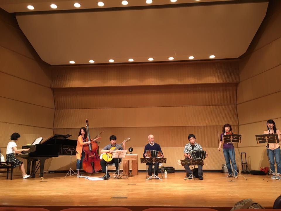 『アストロリコ第23回神戸公演Vintage Tango』バンドネオン、バイオリン、ピアノ、コントラバス、クラリネット、ギター