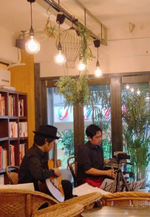 バンドネオン・星野俊路　ギター・米阪隆広　タンゴ・グレリオ　神戸市　カフェあんご