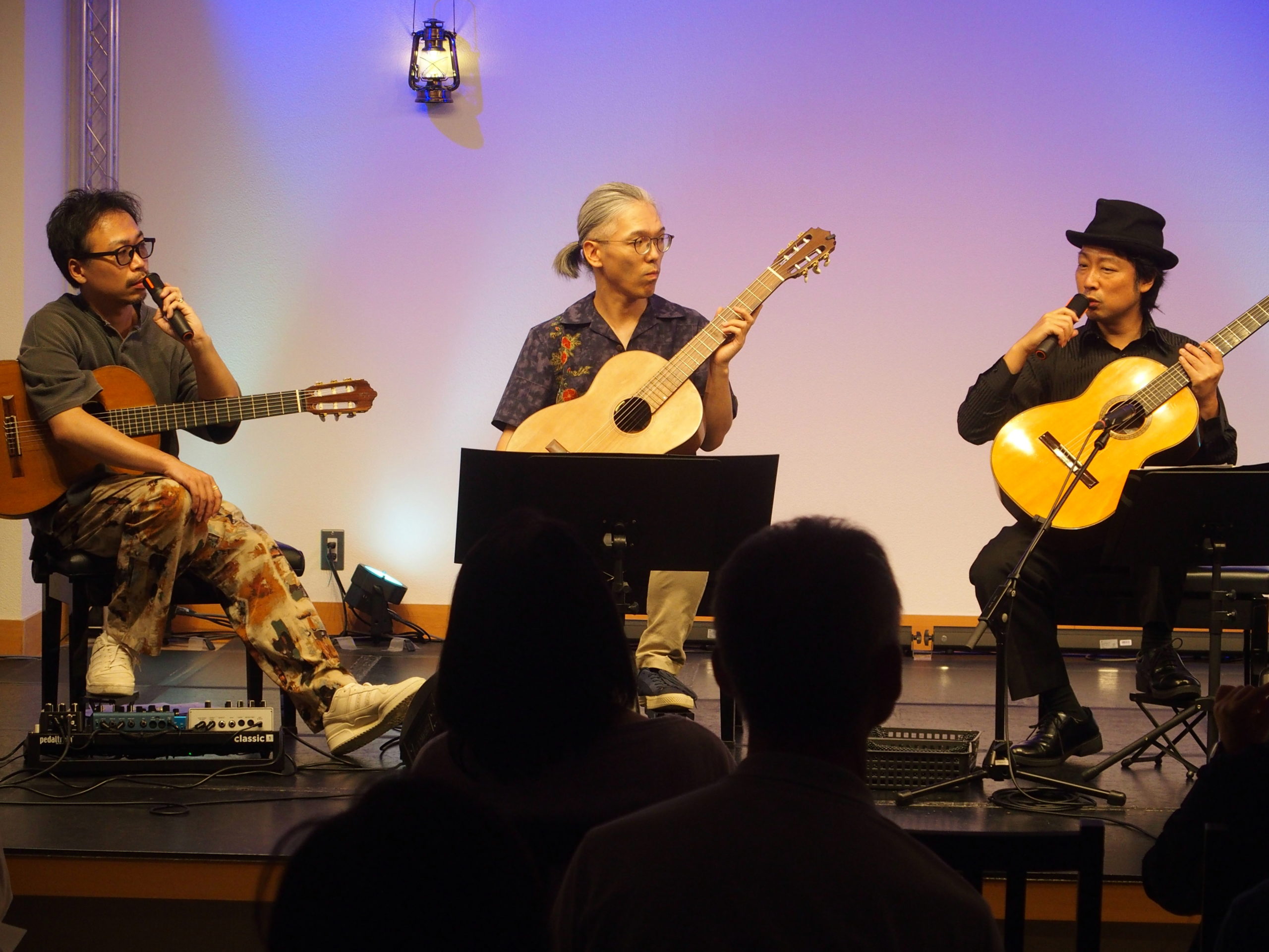 タンゴ・グレリオ （バンドネオン・星野俊路、ギター・米阪隆広）、リオ・デル・ボスケ（ギター・清水悠、森井ヒデ）、池田市・テアトロ・ルセロ